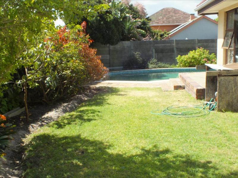 To Let 1 Bedroom Property for Rent in La Rochelle Western Cape